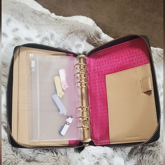 Kate Spade Wellesley planner - Picture 4 of 12